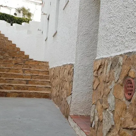 Apartment El Far, Con Vistas Al Mar L3